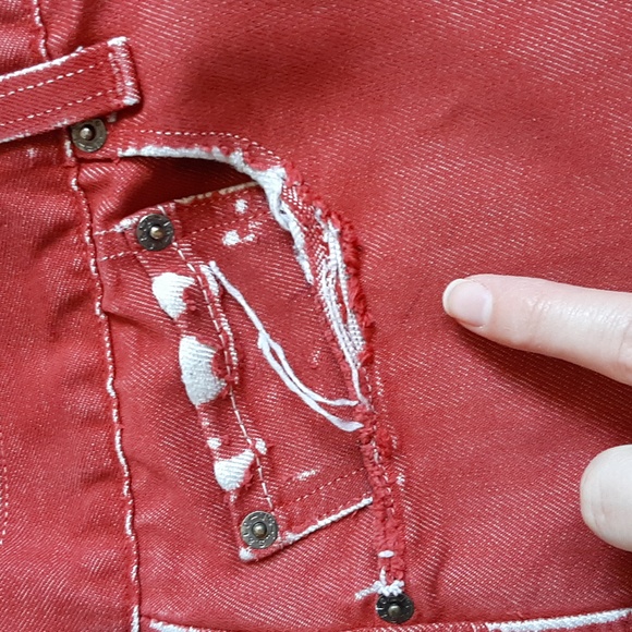 Unique distressed statement Levi's red tattered skinny 511 jeans size 32… - Picture 10 of 17